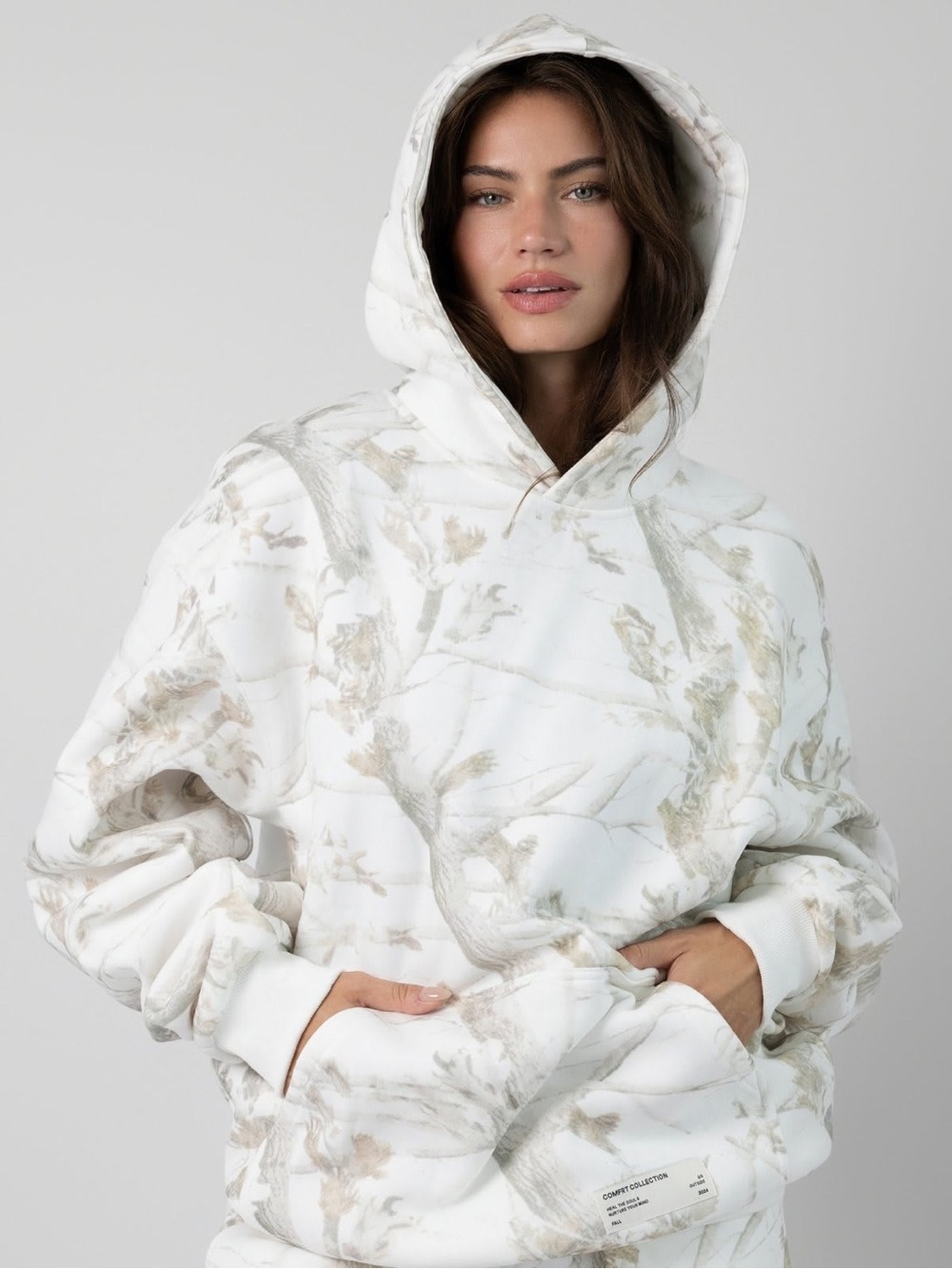 Comfrt Collection Camo Hoodie , sz : small